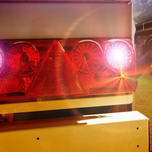 Trucks Trailers RV Triangular Red Reflector - Image 6