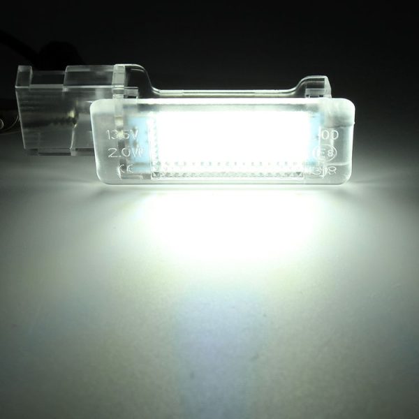 2 PCS DC12V / 1.5W / 6000K / 100LM Car Foot Nest Lights Footwell Lamp Seat Lamp 18LEDs SMD-3528 Lamps for Volkswagen (White Light) - Image 7