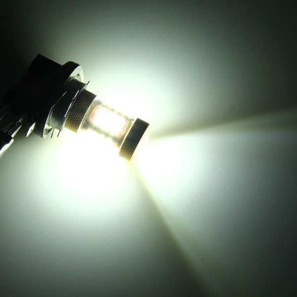 2 PCS H15 10W 1300 LM 6500K 28 SMD-3030 LEDs Car Fog Lights, DC 12V (White Light) - Image 6