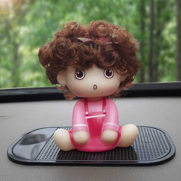 4pcs Car Anti-Slip Mat Super Sticky Pad for Phone / GPS / MP4 / MP3 - Image 6