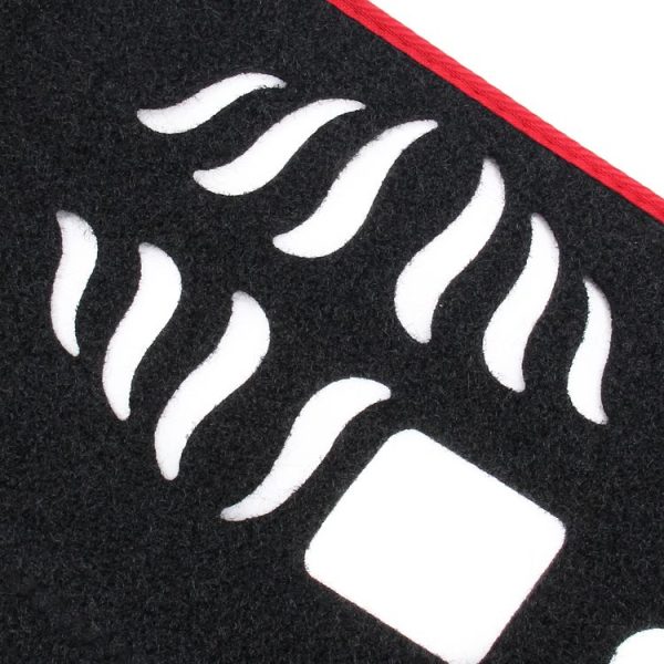 Car Light Pad Instrument Panel Sunscreen Hood Mats Cover for Land Rover Discovery 4 / 3 (Please Note Model and Year) (Red) - Image 4