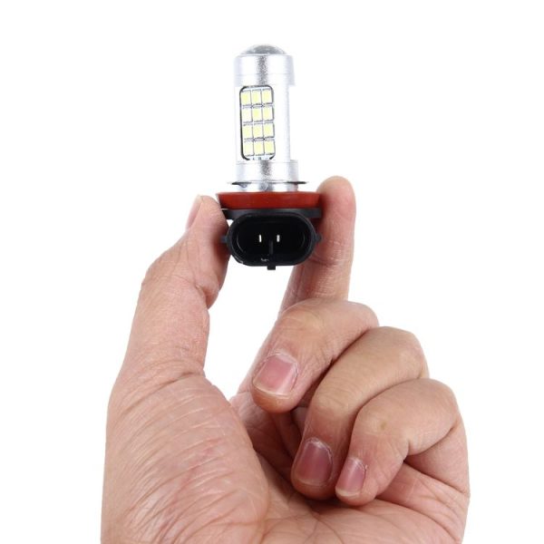 2 PCS H8 / H11 10W 900LM 8000K 42 SMD-2835 LEDs Car Fog Lights, DC 12V (White Light) - Image 5