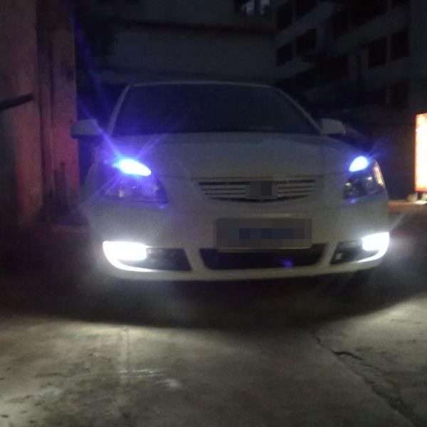 2 PCS H16 10W 900 LM 8000K Car Fog Light with 42 SMD-2835 Lamps, DC 12V (White Light) - Image 7