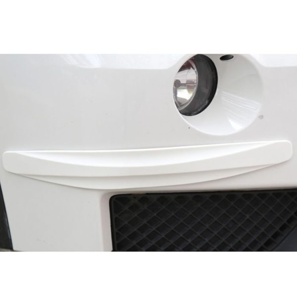 2 PCS Universal Car Body Carbon Fiber Bumper Guard Protector Sticker / Car Crash Bar Bumper Strips / Car Crash Strips / Anti-rub Strips / Anti-rub Bar (White) - Image 6