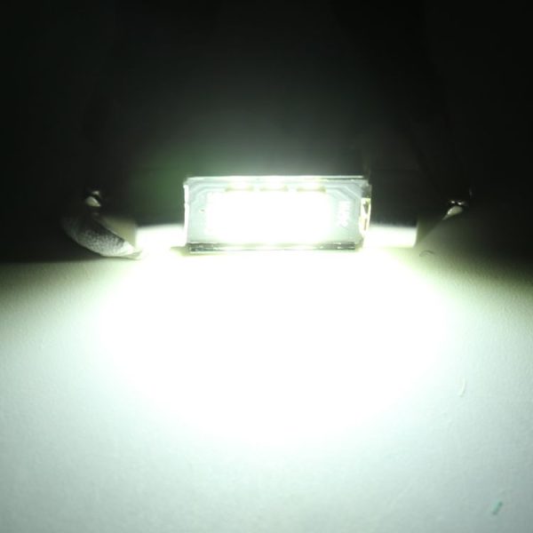 2 PCS 31mm DC12V / 2.5W / 6000K / 170LM 6LEDs SMD-3030 Car Reading Lamp Dome Light - Image 5