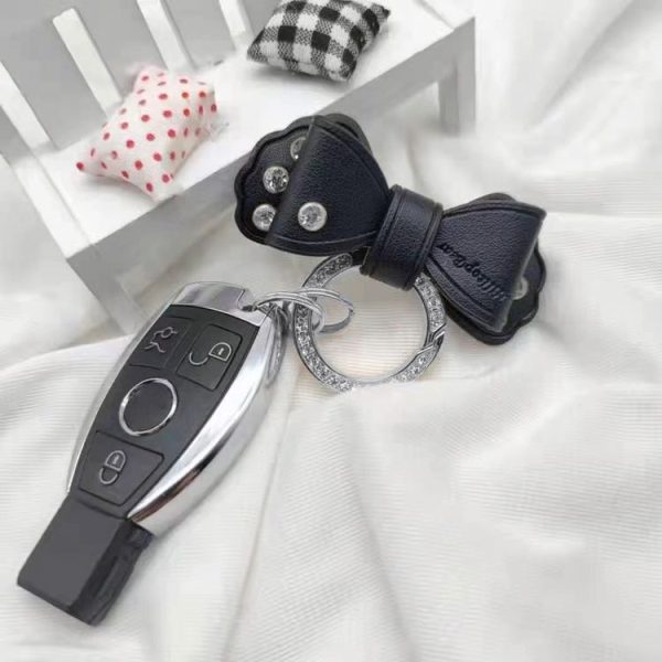 Bow Knot Shape Metal + Leather + Diamond Car Keychain (White) - Image 7