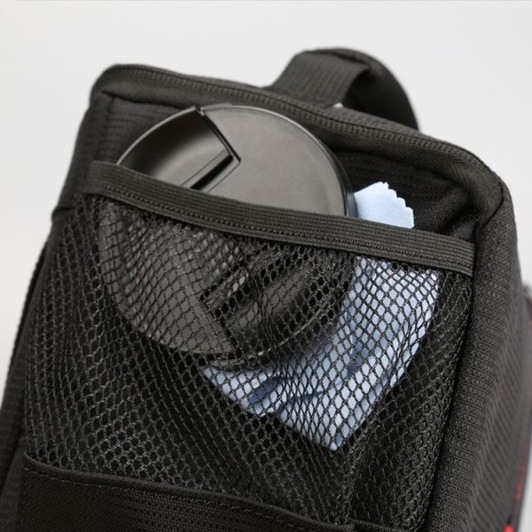HUWANG HU107420 Portable Waterproof Scratch-proof Polyester Surface Material Outdoor Sports Sling Shoulder Bag Handbag DSLR Camera Bag Phone Bag with Adjustable Detachable Shoulder Strap for GoPro, SJCAM, Nikon, Canon, Xiaomi Xiaoyi YI, Apple, Samsung, Huawei, Size: 18 x 17 x 13 cm (Red) - Image 10