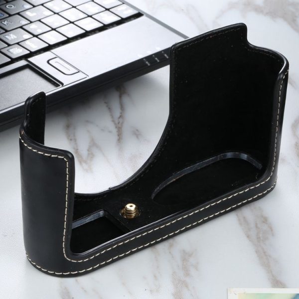 1 / 4 inch Thread PU Leather Camera Half Case Base for Leica Q2 (Black) - Image 3