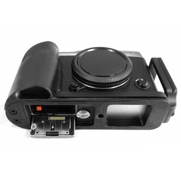 FITTEST Vertical Shoot Quick Release L Plate Bracket Base Holder for FUJI X-E3 (Black) - Image 3
