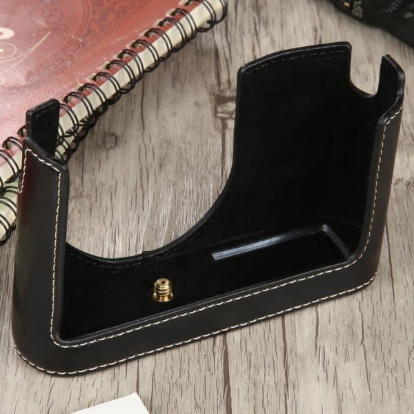 1 / 4 inch Thread PU Leather Camera Half Case Base for Leica Q (Typ 116) (Black) - Image 3