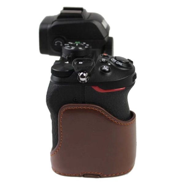 1 / 4 inch Thread PU Leather Camera Half Case Base for Nikon Z50 (Black) - Image 5