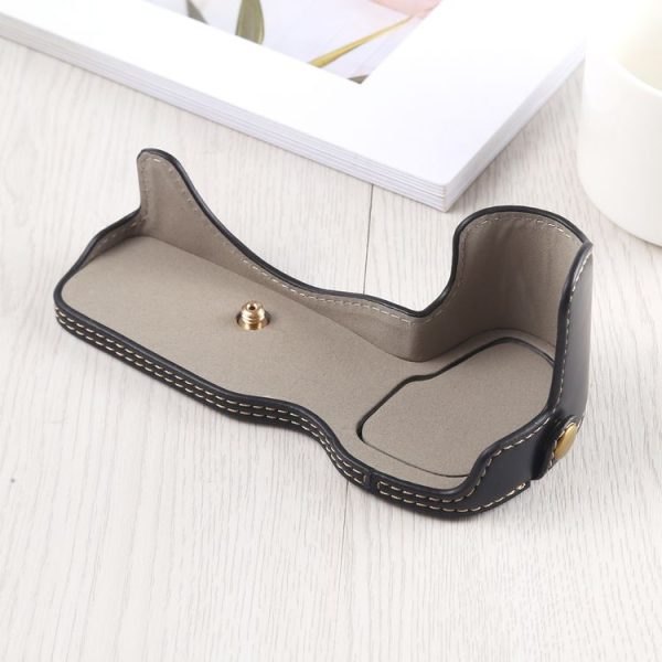 1 / 4 inch Thread PU Leather Camera Half Case Base for Canon EOS R (Black) - Image 3