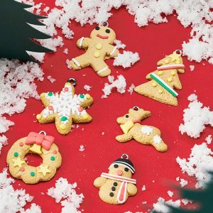 6 in 1 Simulation Cookies Decorative Ornaments Christmas Theme Shooting Props Background Photo Photography Props (Cookies Ornaments)