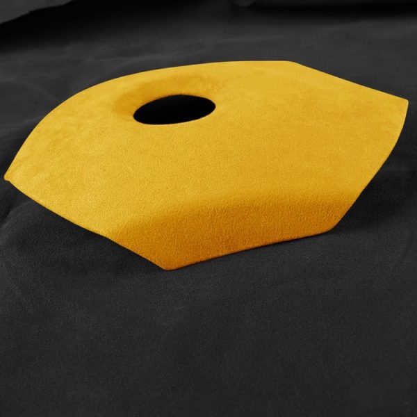Car Suede Wrap Steering Wheel Decorative Cover for BMW 3 Series E90 E92 E93 2005-2012 Low-level Configuration Version, Left and Right Drive Universal (Yellow) - Image 4