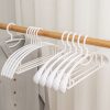 Anti-slip Plastic Seamless Clothing Hanger Random Color - Image 9