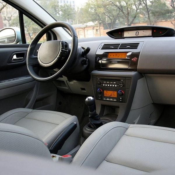 Citroen C4 / Peugeot 307 Car Gear Lever Knob Leather Gear Shift Knob, with Converter - Image 5