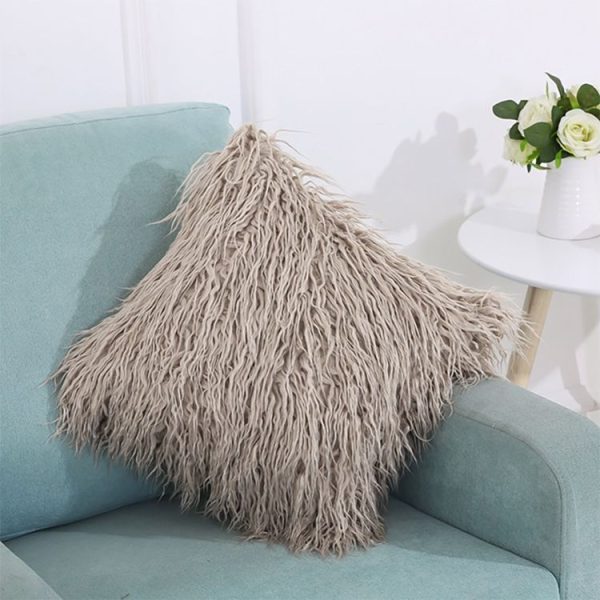 Velvet Long Plush Pillow Cover Popular Square Furry Cover Home Bed Room Decoration Pillowcase, Size: 45 x 45cm (Khaki)