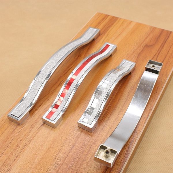 Crystal Color Diamond Modern Wardrobe Door Cabinet Wine Cabinet Fashion Drawer Handle, Hole Distance: 160mm (Red) - Image 3