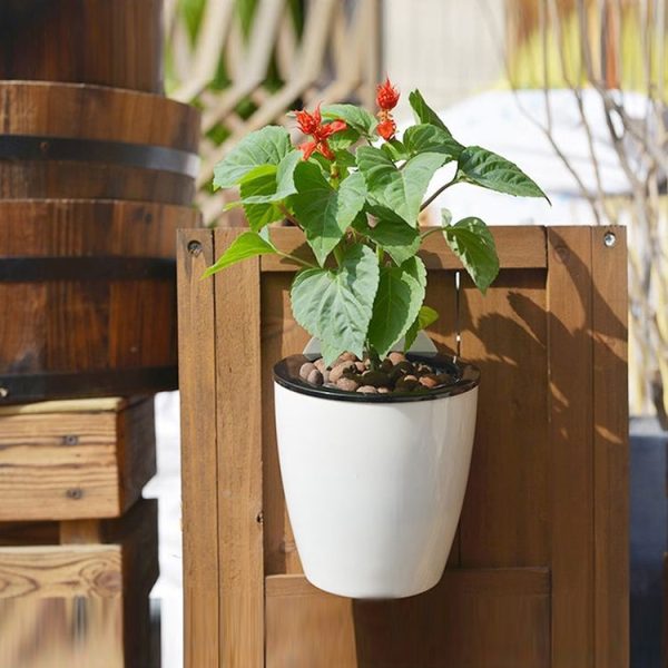 Self-Watering Planter Grow Plants Lazy Flower Pots Wall-hanging Round Resin Plastic Flower Pots, Size: 18x12.5x16cm (Black) - Image 7