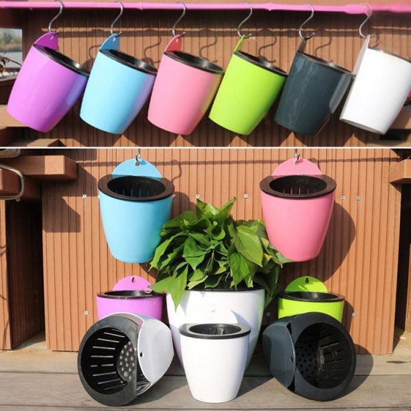 Self-Watering Planter Grow Plants Lazy Flower Pots Wall-hanging Round Resin Plastic Flower Pots, Size: 18x12.5x16cm (Black) - Image 9
