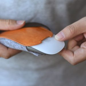 European Style Elastic PU Leather Fur Felt Mouse Storage Bag for Apple Magic Mouse 2