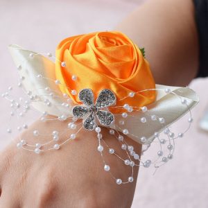 Handmade Wedding Bride Wrist Flower Boutonniere Bouquet Corsage Diamond Satin Rose Flowers