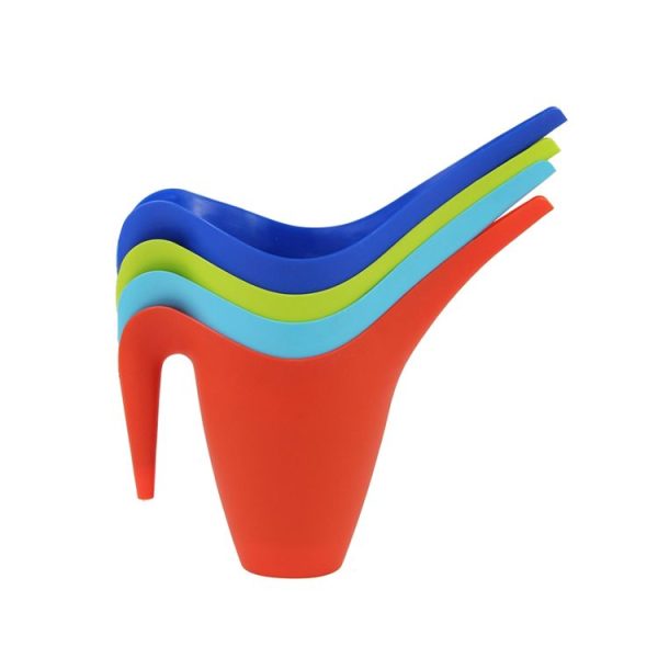 Long Mouth Watering Pot Plastic Sprinkler Pouring Pots, Capacity: 1.0L, Random Color Delivery - Image 3
