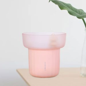 DC 5V 1A Columnar Household Quiet Fog Volume Desktop Air Humidifier Aromatherapy Machine with Colorful Lights, Capacity: 200mL (Pink)