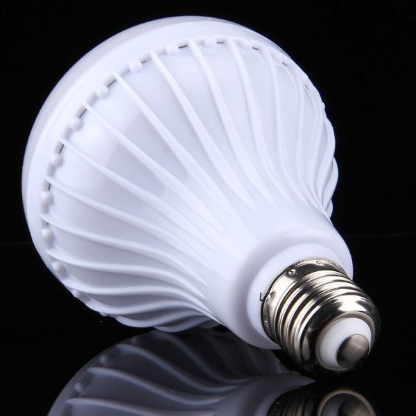 12W RGB LED Bluetooth Speaker Light, E27 Energy Saving Lamps with Remote Controller, AC 100-240V - Image 3