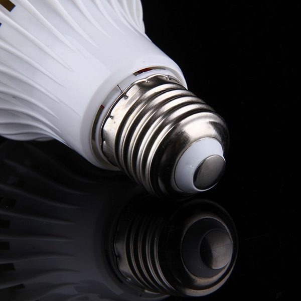 E27 5WInfrared Motion Sensor LED Light Bulb, Sensor Distance: 4-6m, AC 85-265V - Image 4