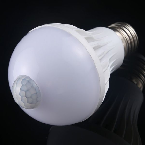 E27 7W 16 LEDs SMD 5730 450LM Infrared Motion Sensor LED Light Bulb, Sensor Distance: 4-6m, AC 220V (White Light) - Image 2