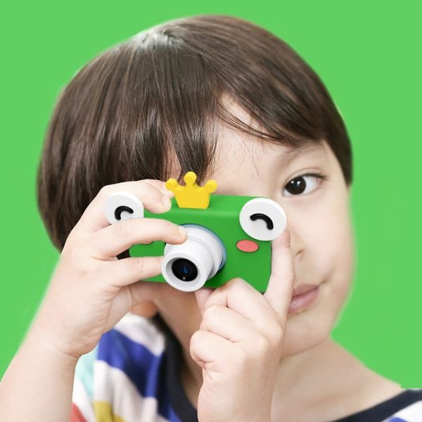 D9 8.0 Mega Pixel Lens Fashion Thin and Light Mini Digital Sport Camera with 2.0 inch Screen & Elk Shape Protective Case & 32G Memory for Children - Image 9