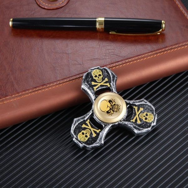 Fidget Spinner Toy Stress Reducer Anti-Anxiety Toy for Children and Adults, 2-4 Minutes Rotation Time, Zinc Alloy Material, Skull Pattern Three Leaves (Silver) - Image 2