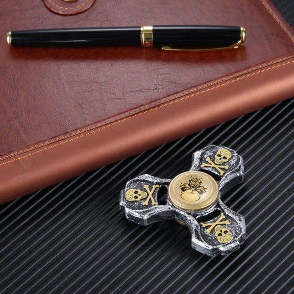 Fidget Spinner Toy Stress Reducer Anti-Anxiety Toy for Children and Adults, 2-4 Minutes Rotation Time, Zinc Alloy Material, Skull Pattern Three Leaves (Silver) - Image 3