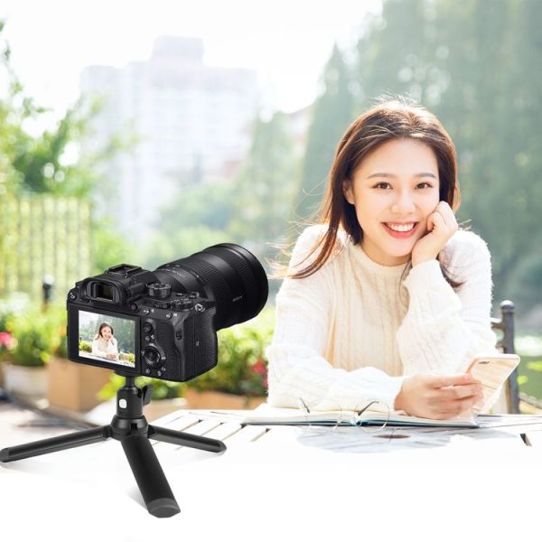 PULUZ 1 / 4 inch Inner Screw Metal Tripod Ball Head Adapter with Knob Lock (Black) - Image 7