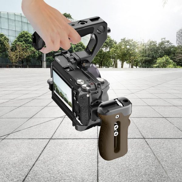 Sony A6700 PULUZ Metal Camera Cage Stabilizer Rig (Black) - Image 9