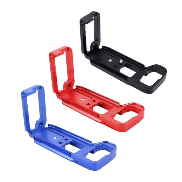 PULUZ 1 / 4 inch Vertical Shoot Quick Release L Plate Bracket Base Holder for Sony A9 (ILCE-9) / A7 III / A7R III (Red) - Image 8