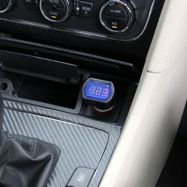 DC 12V / 24V LED Display Mini Auto Electric Voltmeter - Image 7