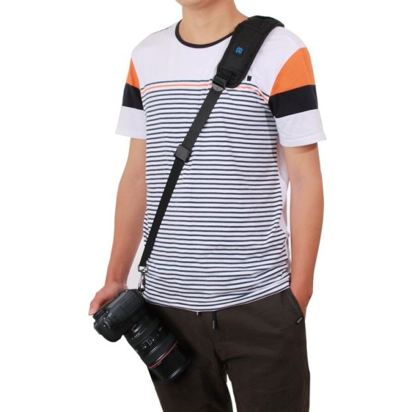 Quick Release Anti-Slip Soft Pad Nylon Single Shoulder Camera Strap with Metal Hook for SLR / DSLR Cameras (Black) - Image 7