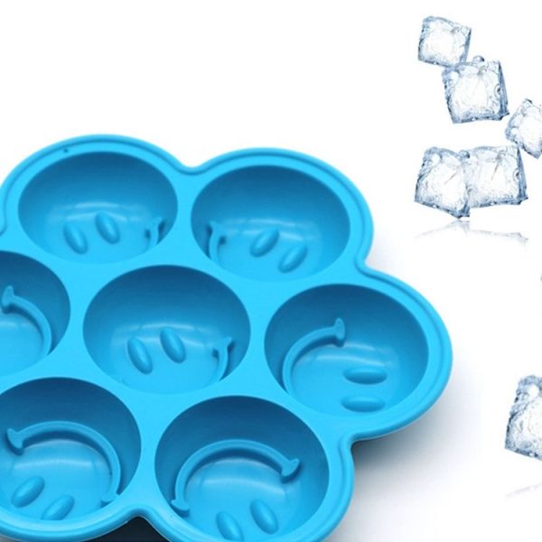 Smile Pattern Silicon Ice Cube Tray Ice Mold, Random Color Delivery - Image 4