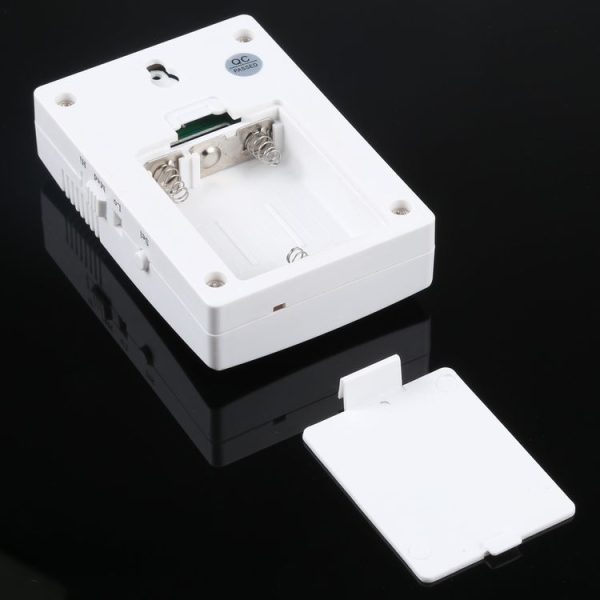 VOYE V005A Wireless Remote Doorbell with 38 Polyphony Sounds (White) - Image 4