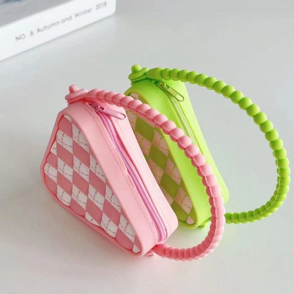Diamond Shaped Mini Portable Shoulder Bag Silicone Handbag (Blue) - Image 9
