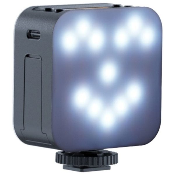 D02 Magnetic Adsorption Pocket RGB Video Lamp Mini LED Fill Light for Live Broadcast - Image 3