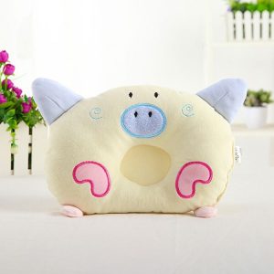 Diamond Velvet Cartoon Pig Shaping Pillow (Yellow)