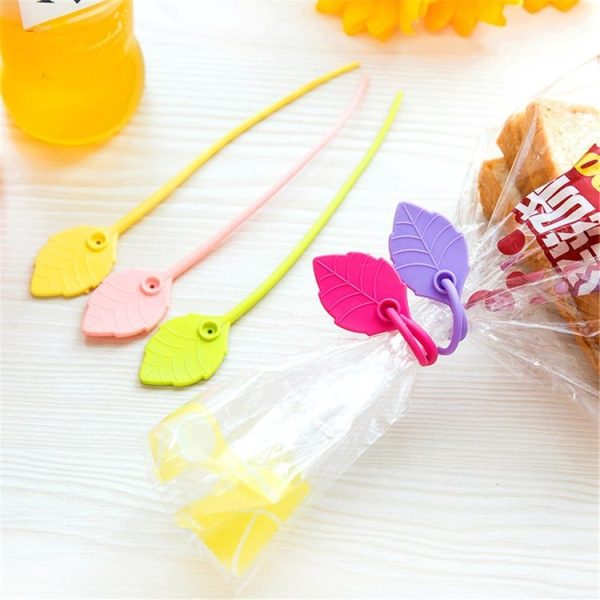 20 PCS Environmental Protection Silicone Plastic Bag Sealing Clip Food Bag Bundle Cable Tie, Random Color Delivery