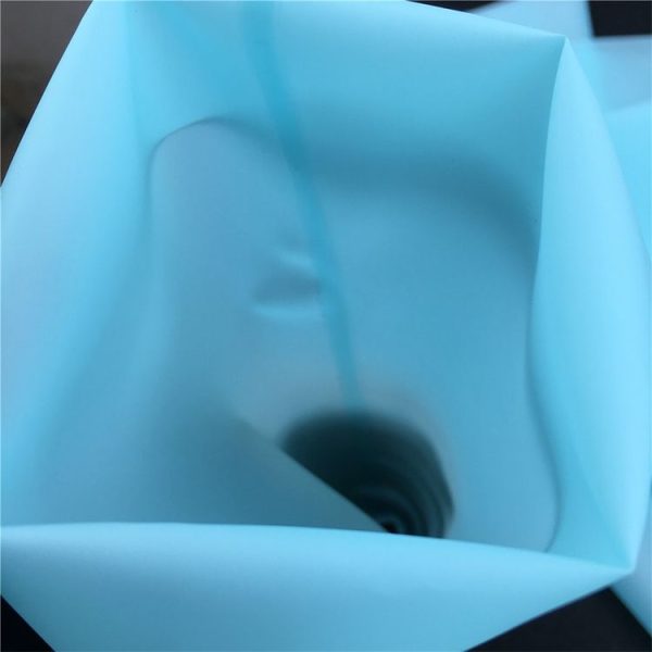 4 in 1 Silicone Icing Piping Cream Pastry Bag Nozzle DIY Cake Decorating Tools Set (EVA Bag White 4 Mixed) - Image 4