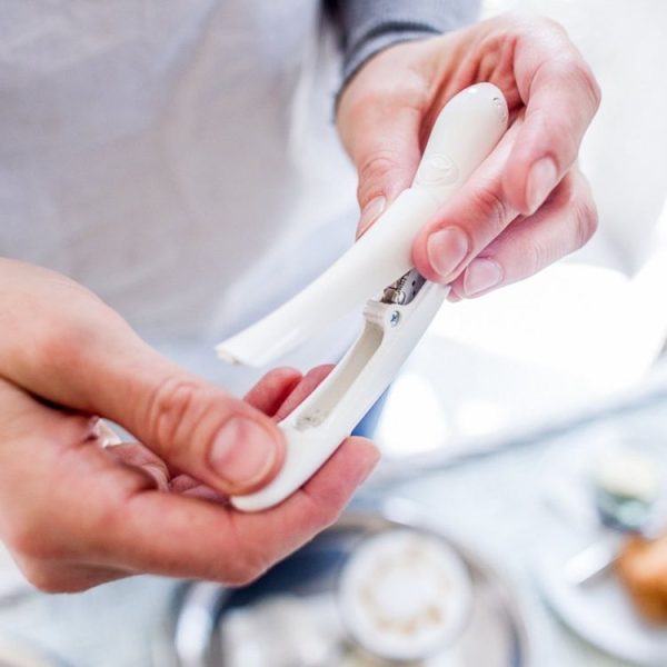 New Electric Latte Art Pen For Coffee Cake Pen For Spice Cake Decorating Pen Coffee Carving Pen Baking Pastry Tools (White) - Image 5