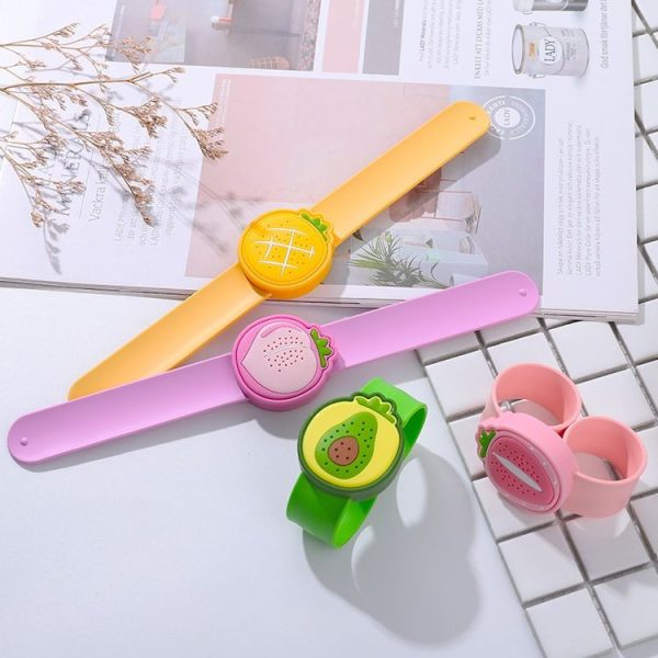 4 PCS Outdoor Portable Cartoon Mosquito Repellent Bracelet Anti-mosquito Snap Ring, Style: Popular Fruits - Image 2