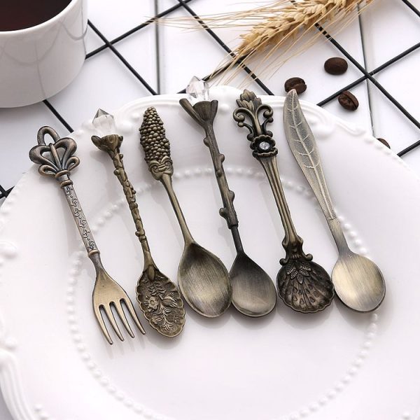 6pcs / Set Vintage Mini Coffee Spoons Suit Royal Style Metal Carved Coffee Fruit Cutler Dessert Flatware Kitchen Tools Antique Bronze(With Antique Fork) - Image 4