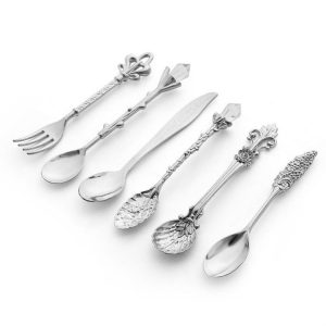 6pcs / Set Vintage Mini Coffee Spoons Suit Royal Style Metal Carved Coffee Fruit Cutler Dessert Flatware Kitchen Tools Silver